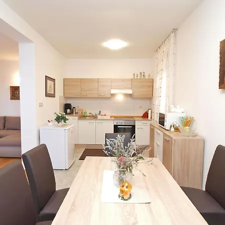 Fuer 7 Personen Ca 150 Qm In Pula-fondole, Istrien Istrische Riviera *